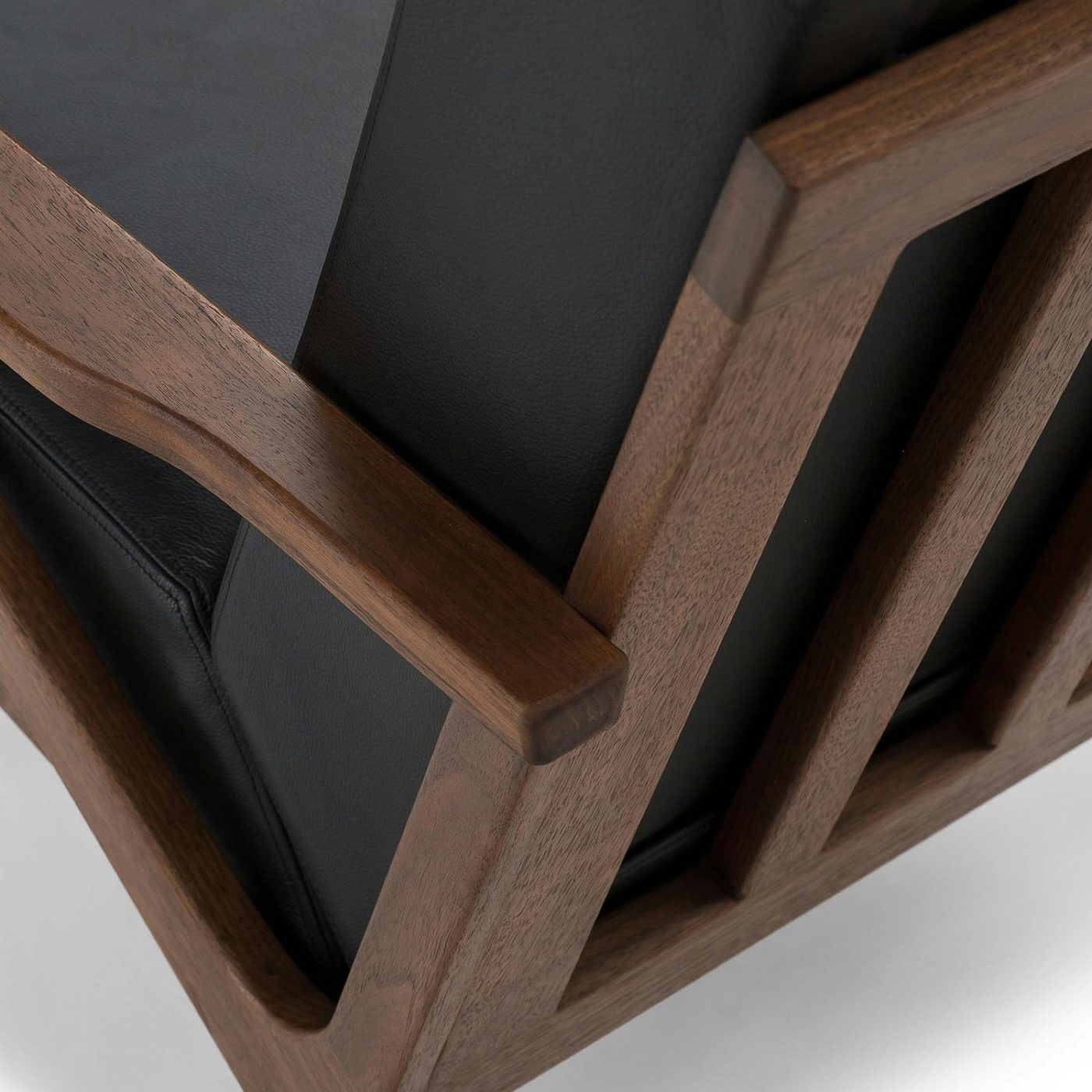 Black Leather Lounge Chair and Ottoman - Image 4